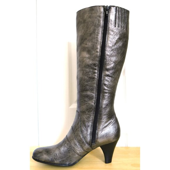 NWOB Børn tall metallic silver pewter fall boots - Picture 3 of 9